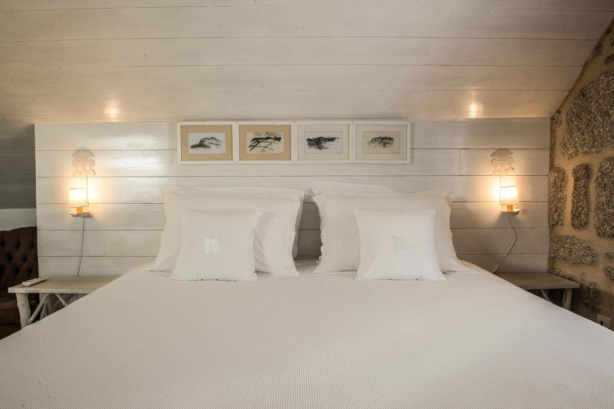 Casas Do Lupo Hotel Нелас Екстериор снимка