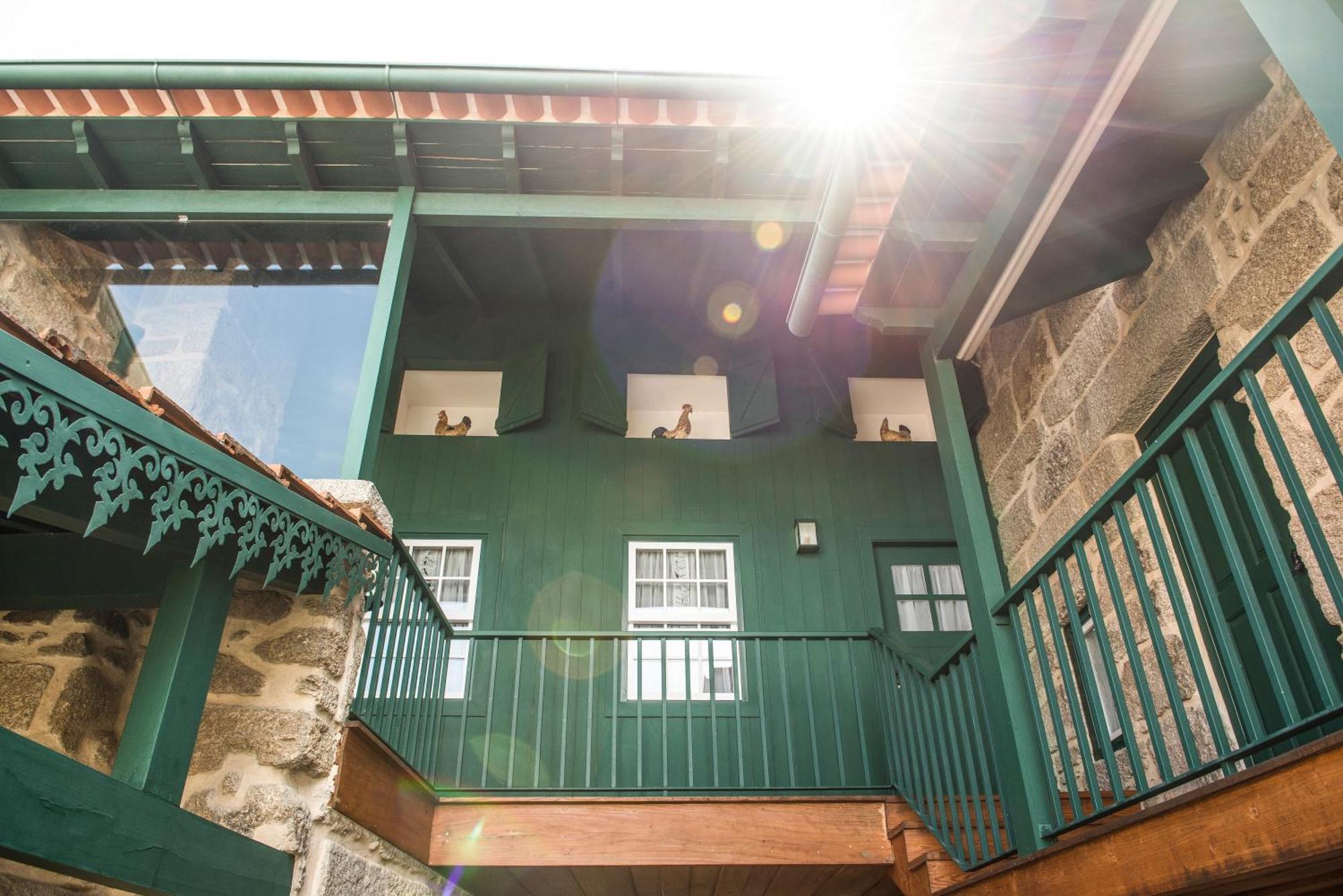 Casas Do Lupo Hotel Нелас Екстериор снимка