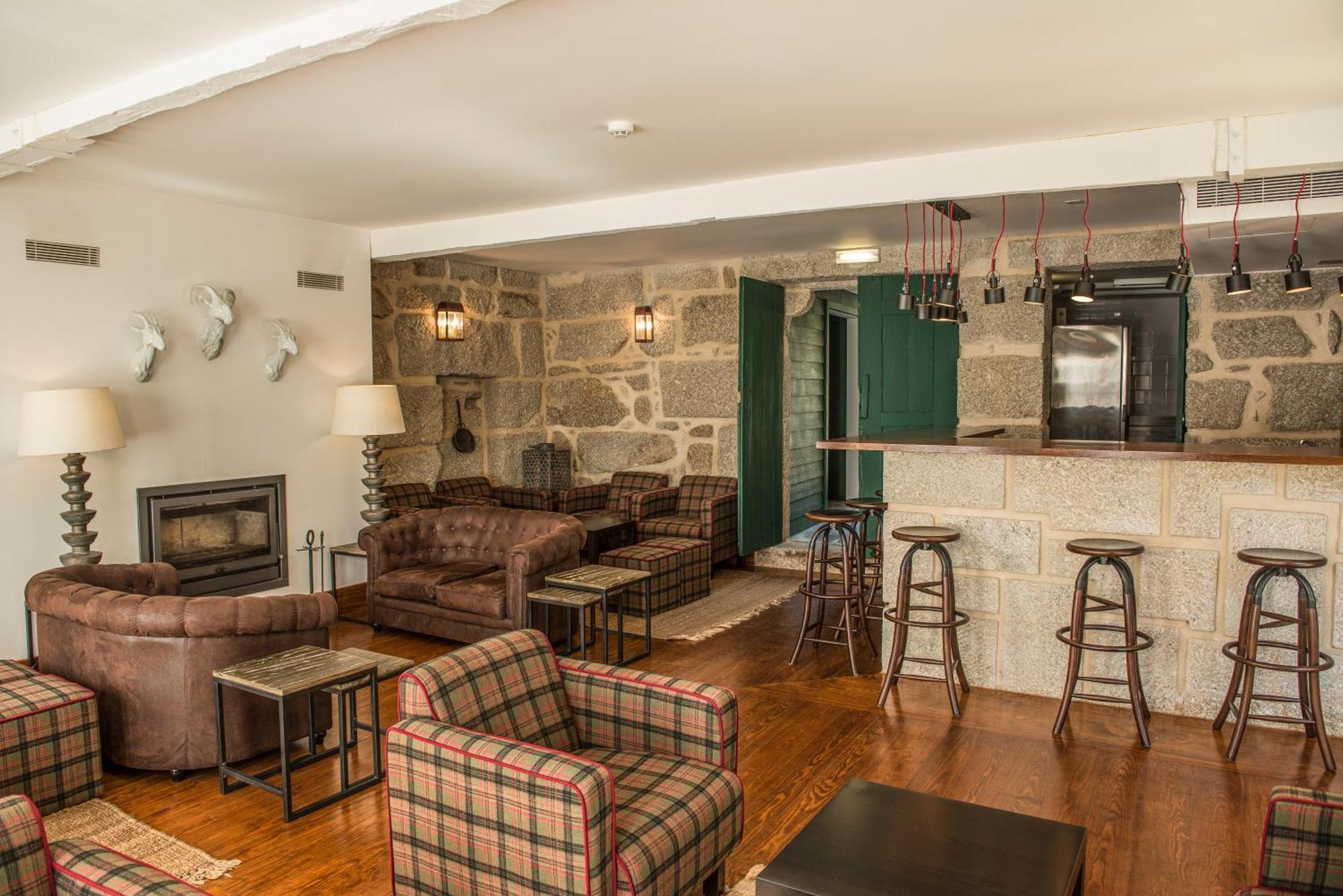 Casas Do Lupo Hotel Нелас Екстериор снимка