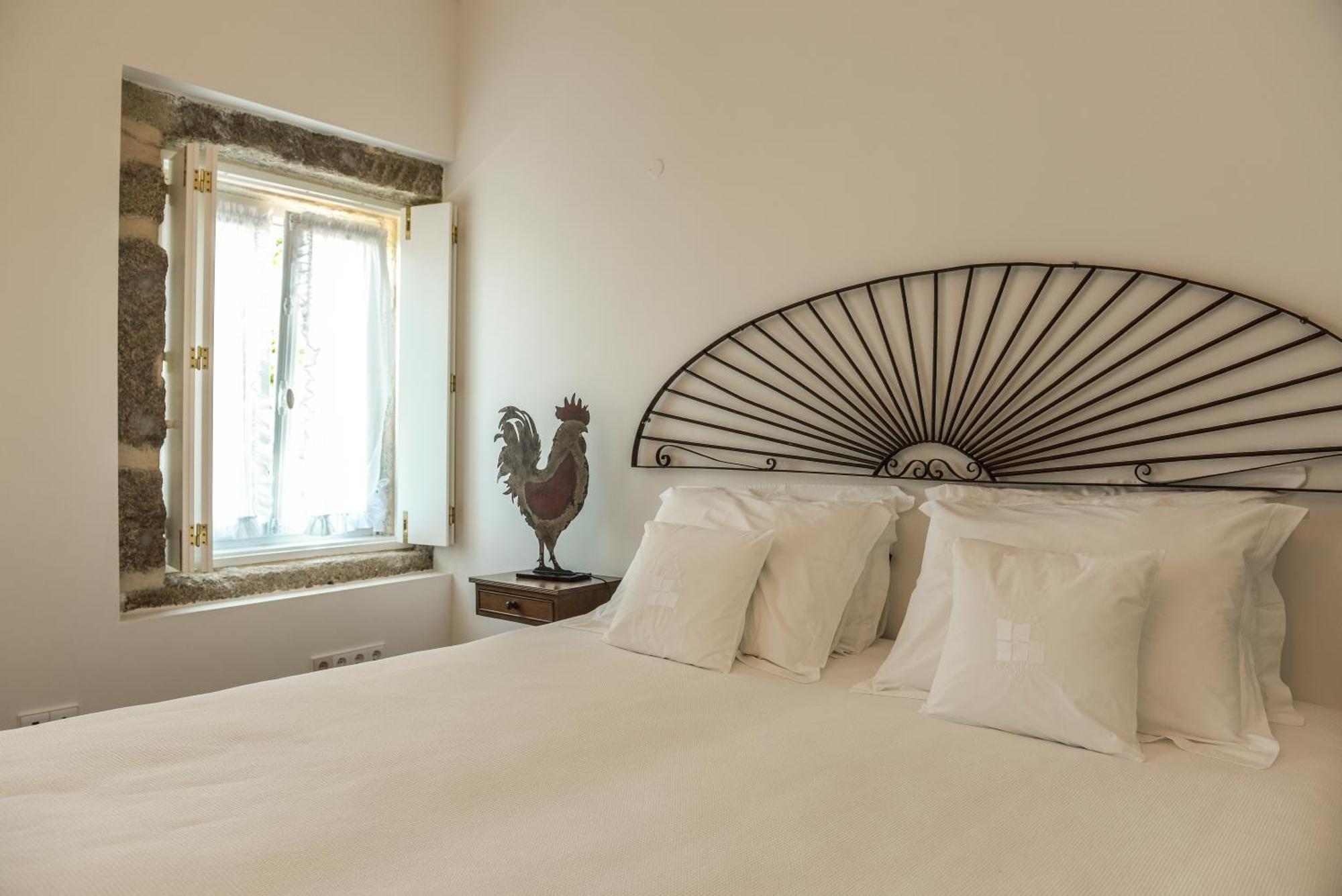 Casas Do Lupo Hotel Нелас Екстериор снимка